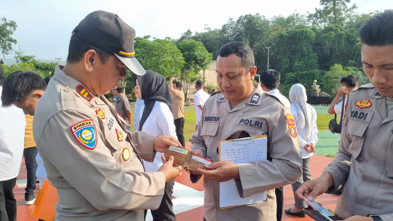 Pemeriksaan Sikap Tampang Anggota, Kasi Propam Polres Basel Laksanakan Gaktibplin