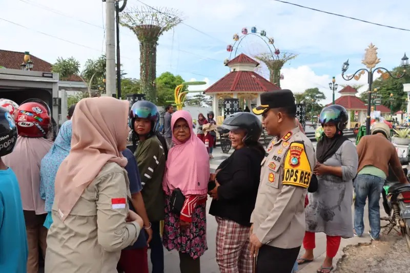 Polres Bangka Selatan Gelar Bazar Sembako Presisi, Bantu Masyarakat Hadapi Inflasi Jelang Lebaran
